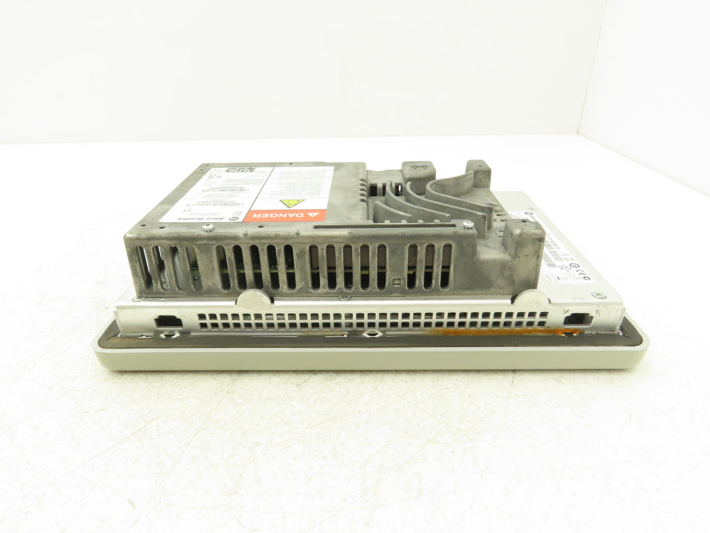 Allen Bradley 2711P-B7C4D8 HMI PanelView Plus 700 Operator Interface 24VDC