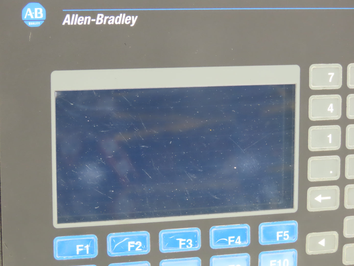 Allen Bradley 2711-B5A5 PanelView 550 HMI Control Panel Ser H FRN 4.48 100-240V