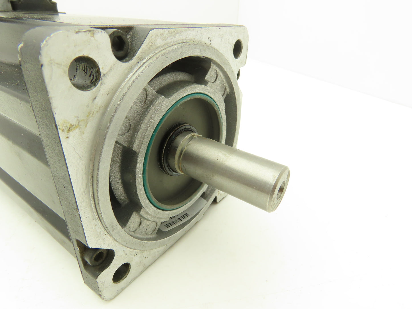 Allen Bradley MPL-B330P-MK72AA AC Servo Motor 5000 RPM 460V 3PH READ