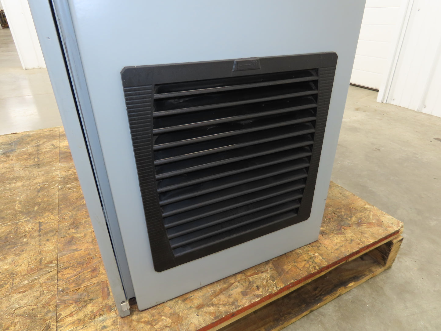 Allen Bradley 22C-D072A103 Powerflex 400 AC Drive VFD 50Hp 460V 3Ph Enclosure