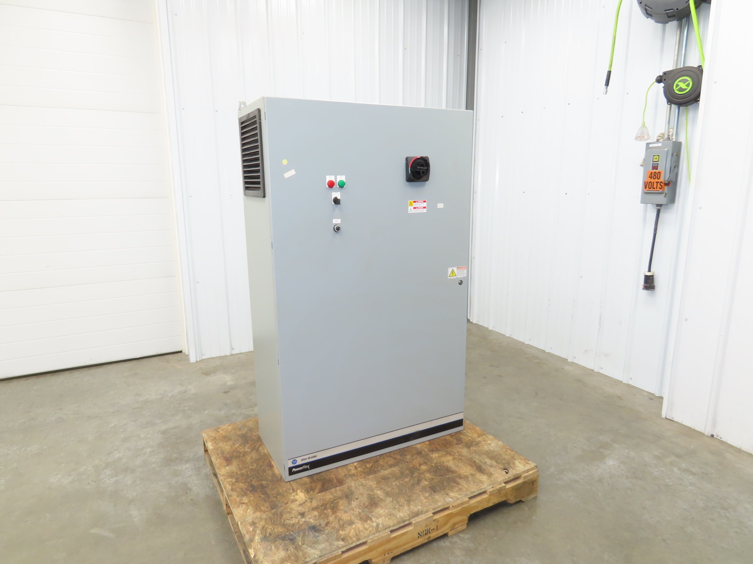 Allen Bradley 22C-D072A103 Powerflex 400 AC Drive VFD 50Hp 460V 3Ph En ...