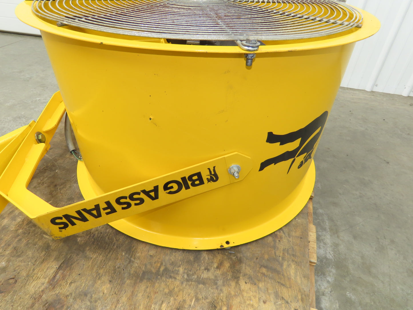 Big Ass 002991-241 Industrial Wall Mount Fan 30" Dia 1Hp 629fpm 230/460V