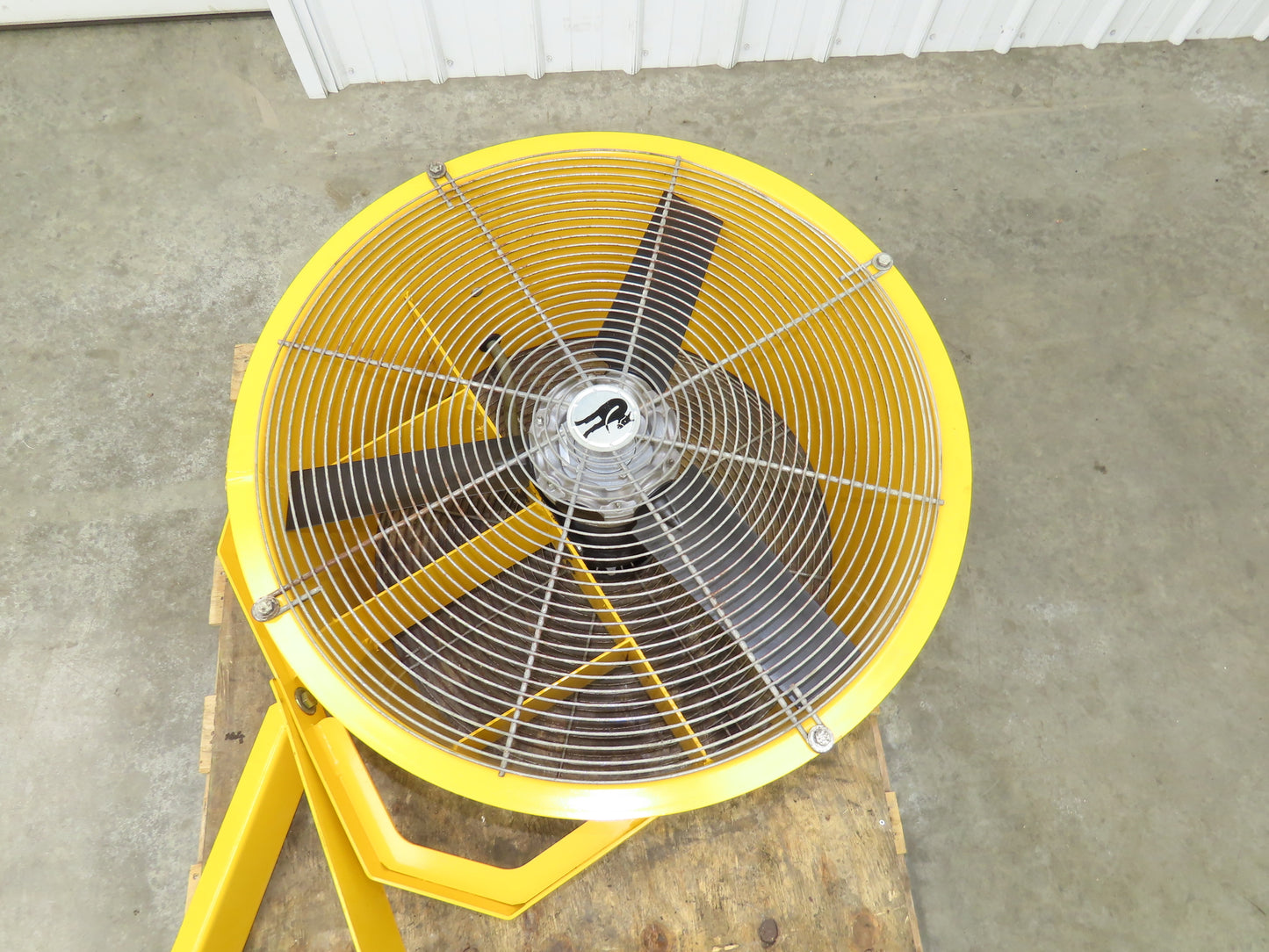 Big Ass 002991-241 Industrial Wall Mount Fan 30" Dia 1Hp 629fpm 230/460V