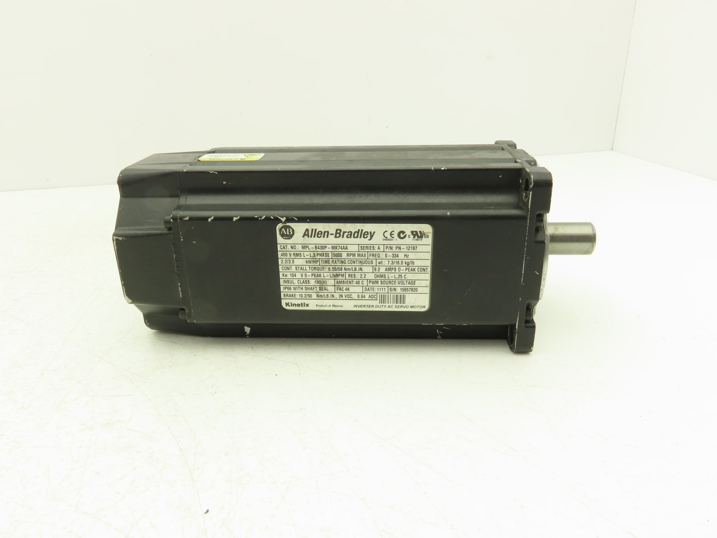 Allen Bradley MPL-B430P-MK74AA AC Servo Motor 5000 RPM 460V 3PH 24VDC Brake