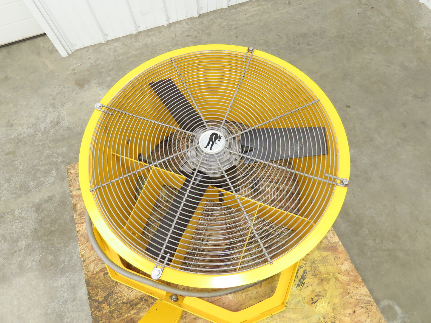 Big Ass 002991-241 Industrial Wall Mount Fan 30" Dia 1Hp 629fpm 230/460V