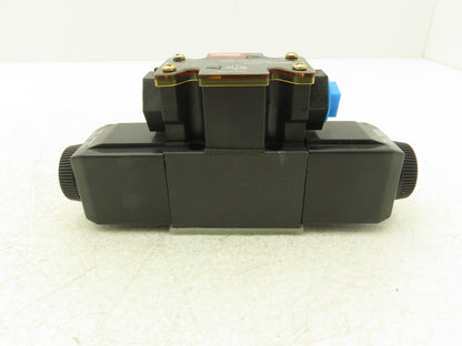 Vickers DG4V-3-2C-M-FTWL-B6-60 Hydraulic Directional Solenoid Valve 120VAC -READ