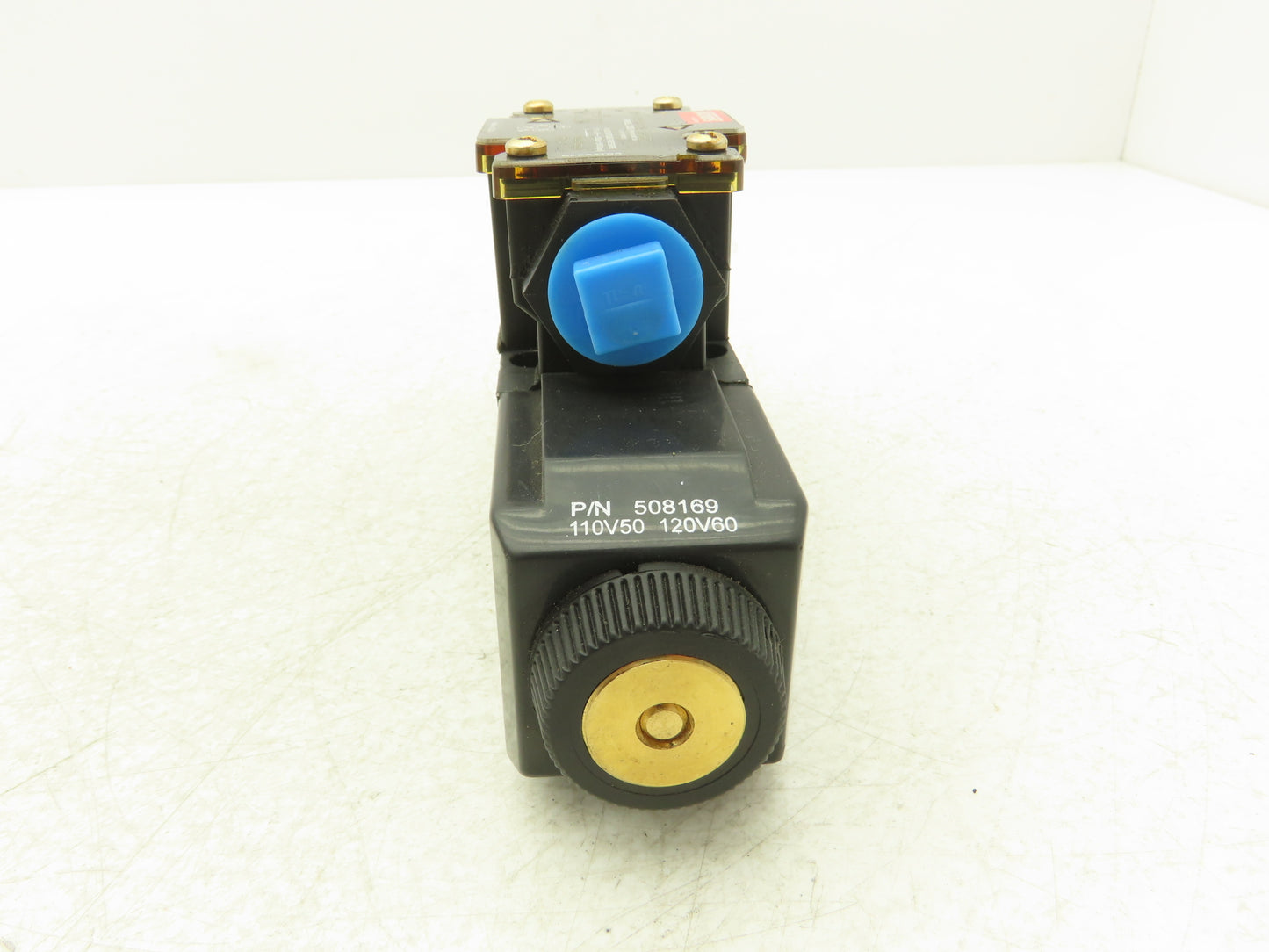 Vickers DG4V-3-2C-M-FTWL-B6-60 Hydraulic Directional Solenoid Valve 120VAC -READ