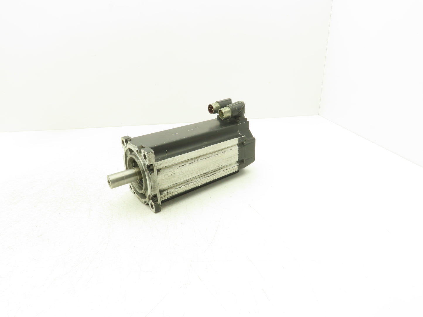 Allen Bradley MPL-B4540F-MJ74AA AC Servo Motor 3000 RPM 460V 3PH 24V Brake
