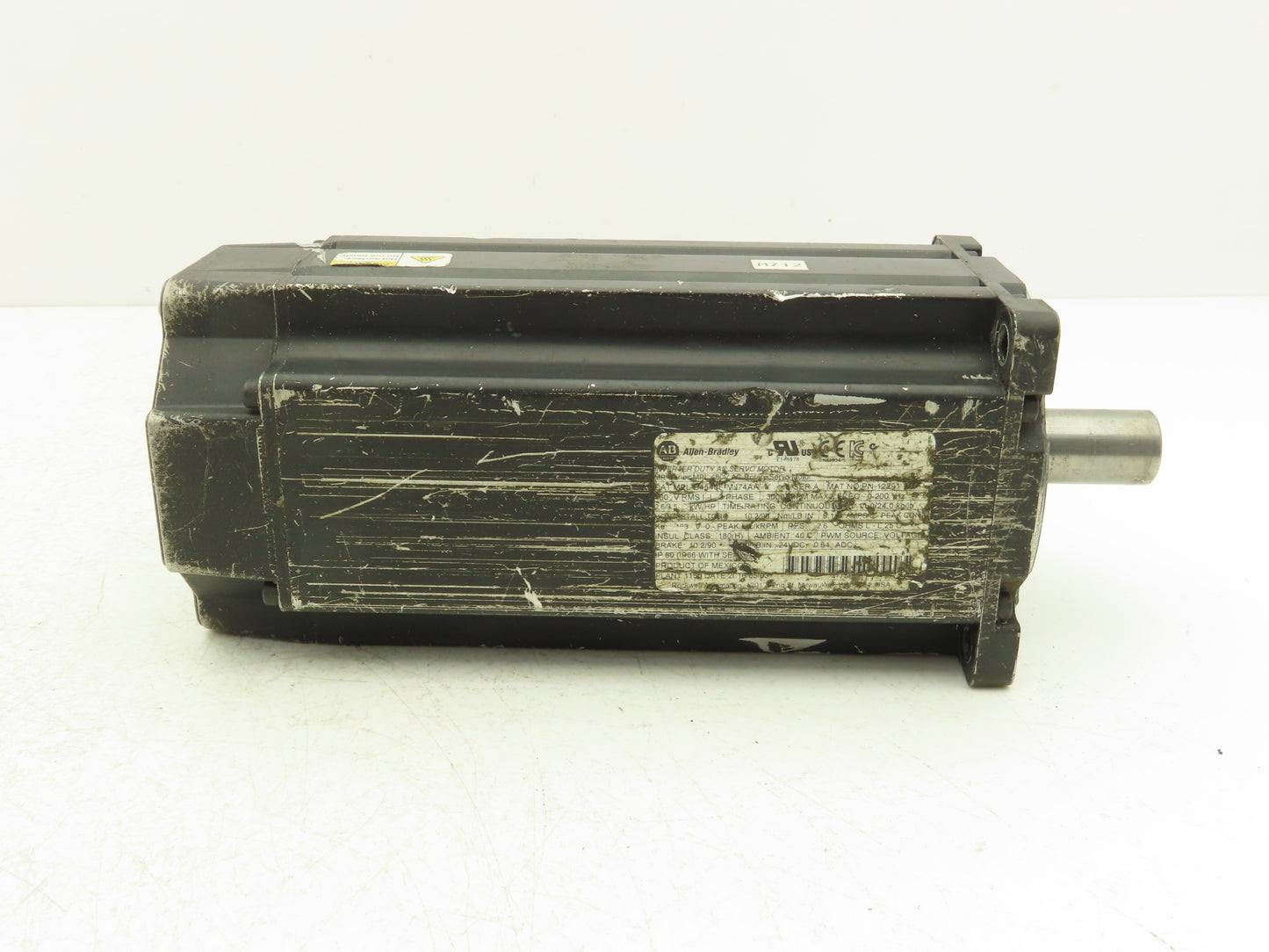 Allen Bradley MPL-B4540F-MJ74AA AC Servo Motor 3000 RPM 460V 3PH 24V Brake