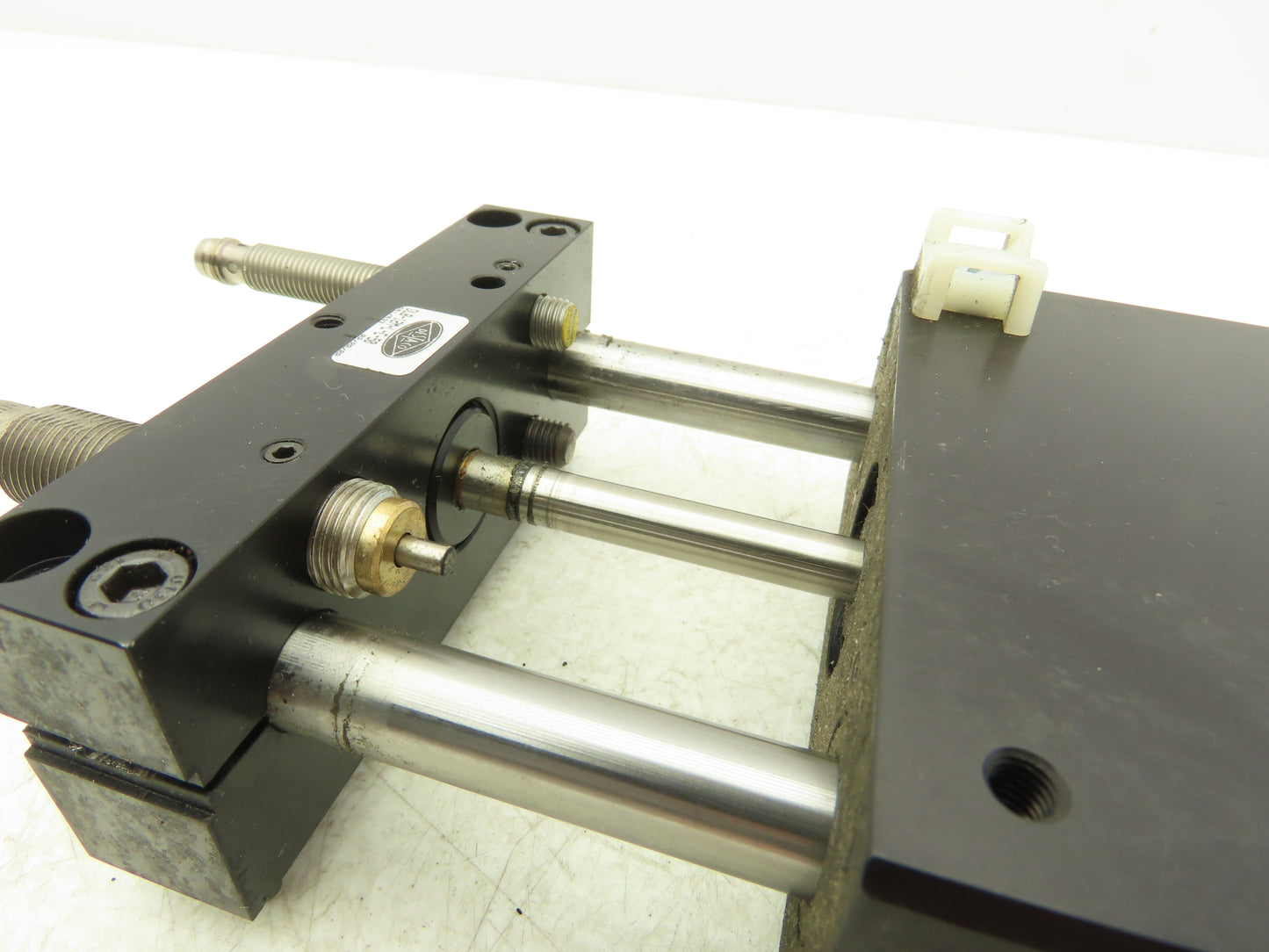 De-Sta-Co DLB-12M-L-C-50 Pneumatic Linear Base Slide/Guide Cylinder 50mm Slide