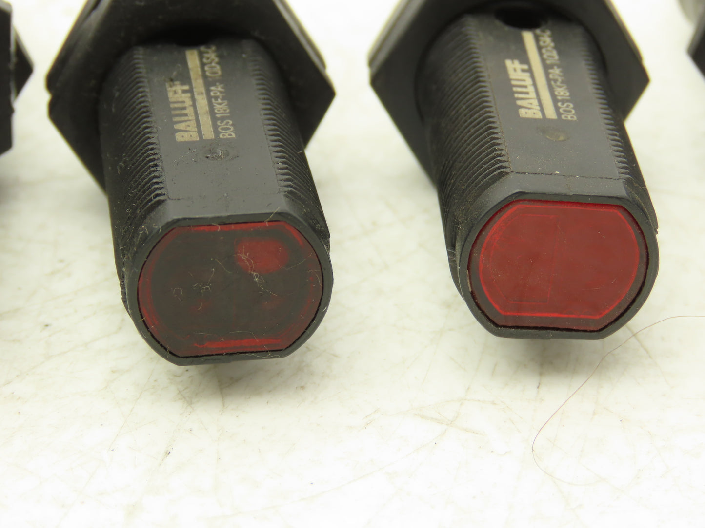 Balluff BOS18KF-PA-1QD-S4-C Retroreflective Photoelectric Sensor 0-4.5m Lot of 8
