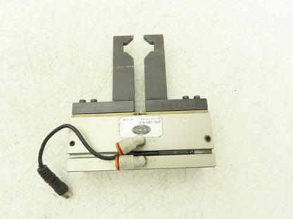 De-Sta-Co DPG-10M-4-C Pneumatic 2-Jaw Parallel Gripper Cylinder 1" Stroke 50lbf