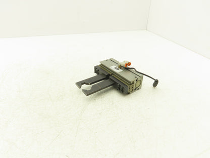 De-Sta-Co DPG-10M-4-C Pneumatic 2-Jaw Parallel Gripper Cylinder 1" Stroke 50lbf