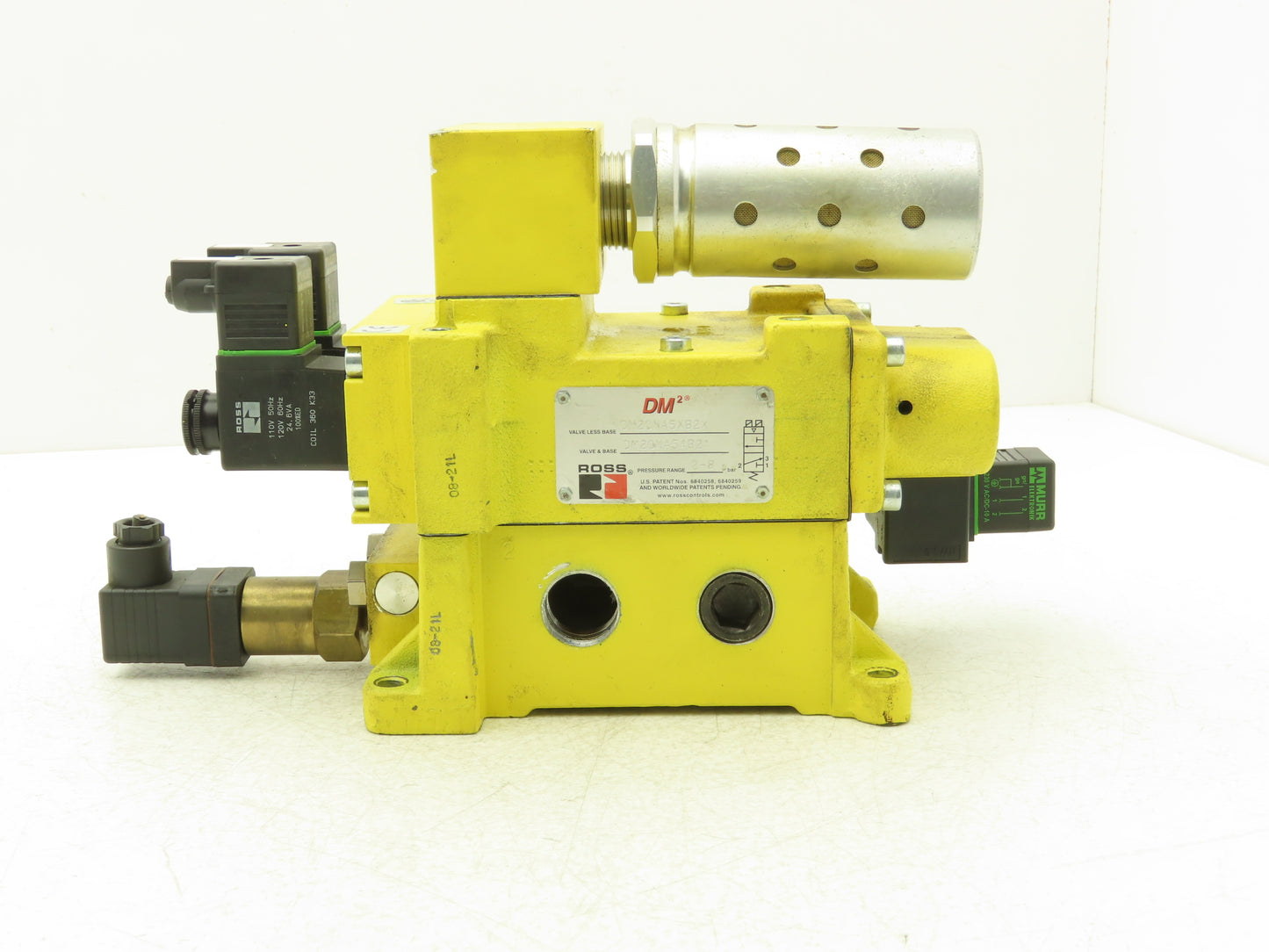 Ross Controls DM2CNA54B21 DM2 Series Double Valve 2-8 Bar 3/4" NPT 110/120VAC