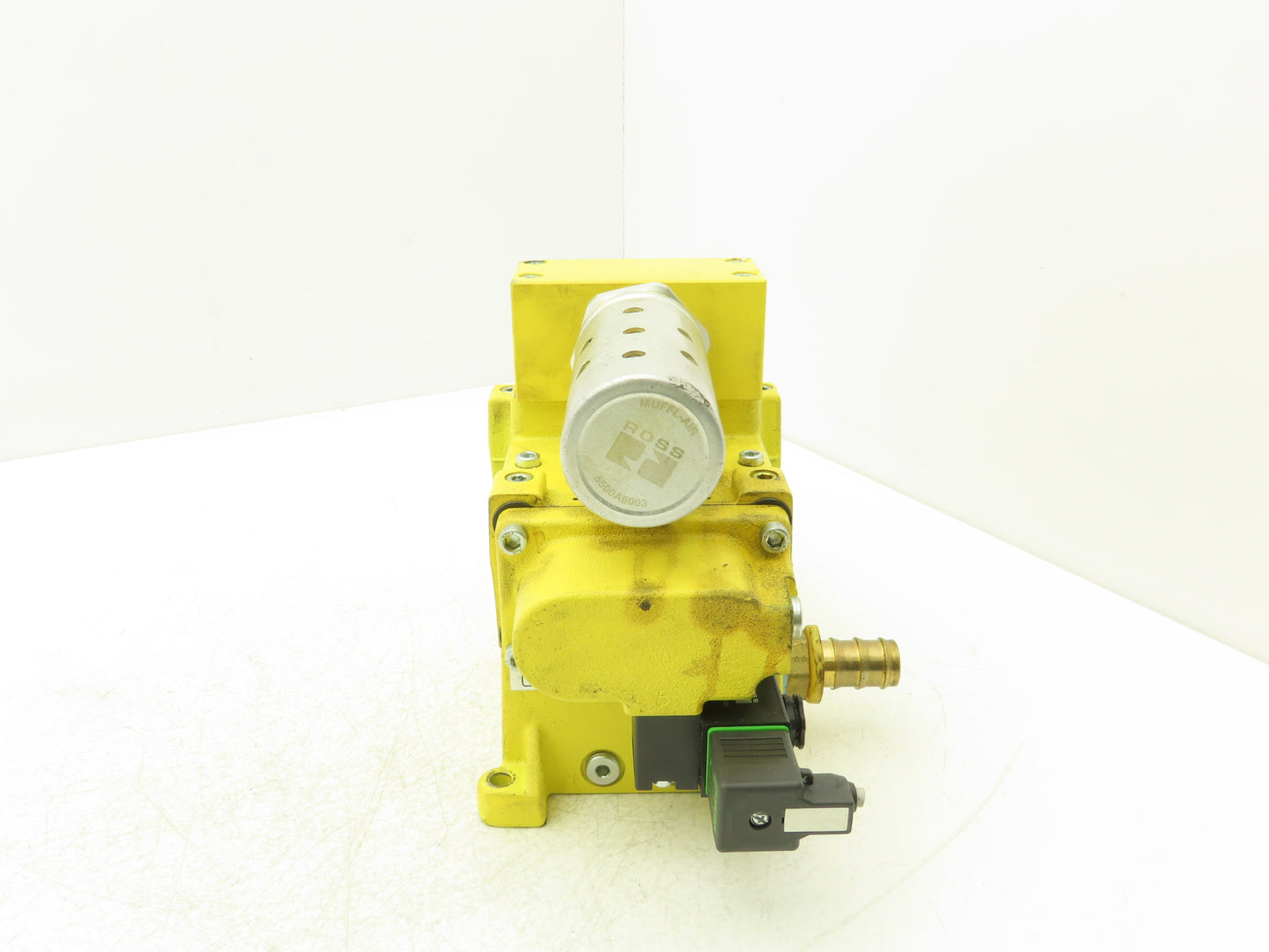 Ross Controls DM2CNA54B21 DM2 Series Double Valve 2-8 Bar 3/4" NPT 110/120VAC