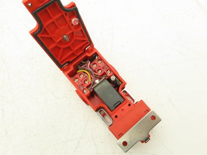 Allen Bradley 440G-S36061 Guardmaster Spartan Locking Guard Switch 110VAC 12-Pin