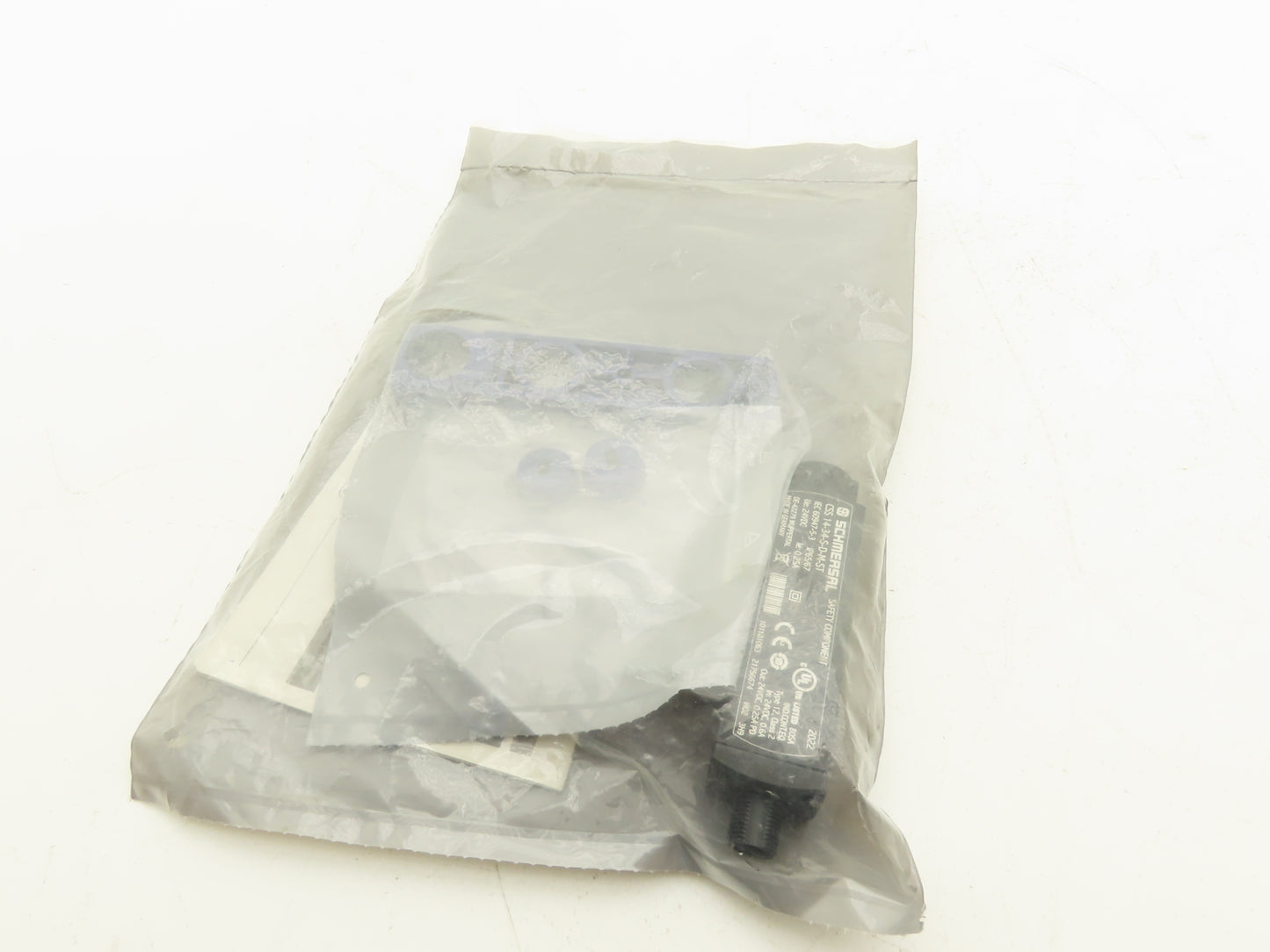 Schmersal 101181063 Magnet Safety Sensor Non Contact CSS 14-34-S-D-M-ST