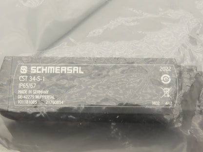 Schmersal 101181085 Magnet Safety Sensor Non Contact CST 34-S-1