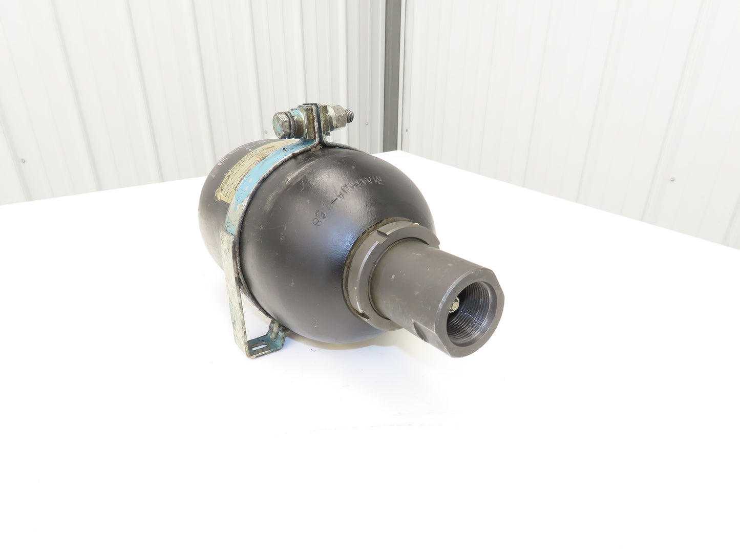 Ogden Hydraulic Bladder Accumulator 1 Gallon Tank 3000 PSI