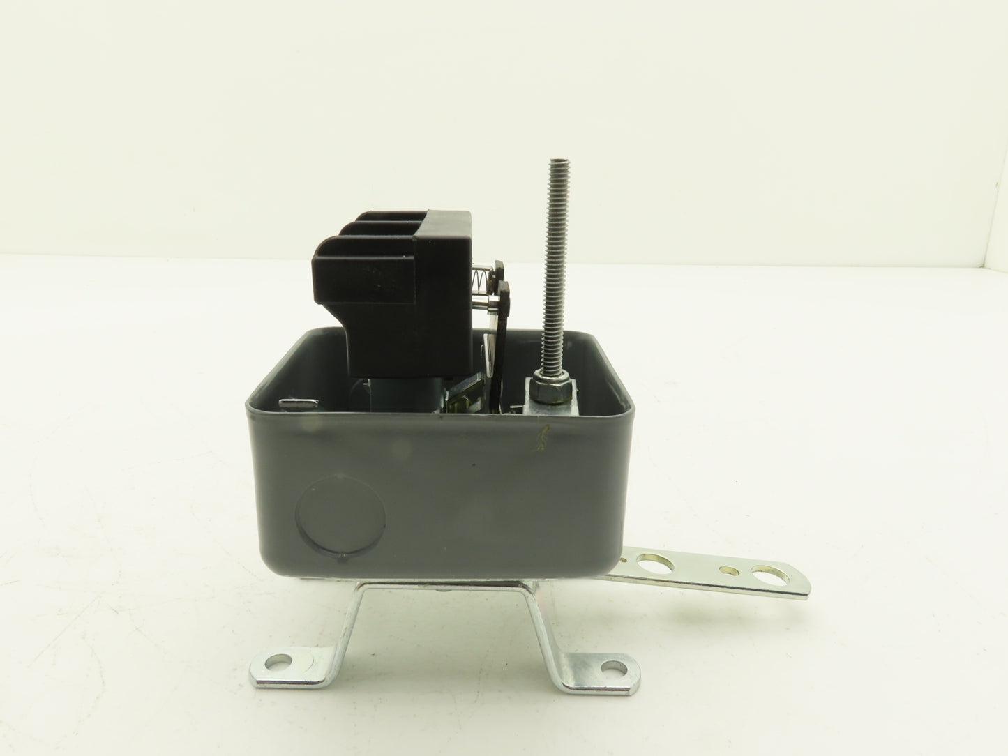 Telemecanique 9036GG2H Float Switch w/ Arm 5 HP 115-575 VAC 1 Or 3 Ph Series C