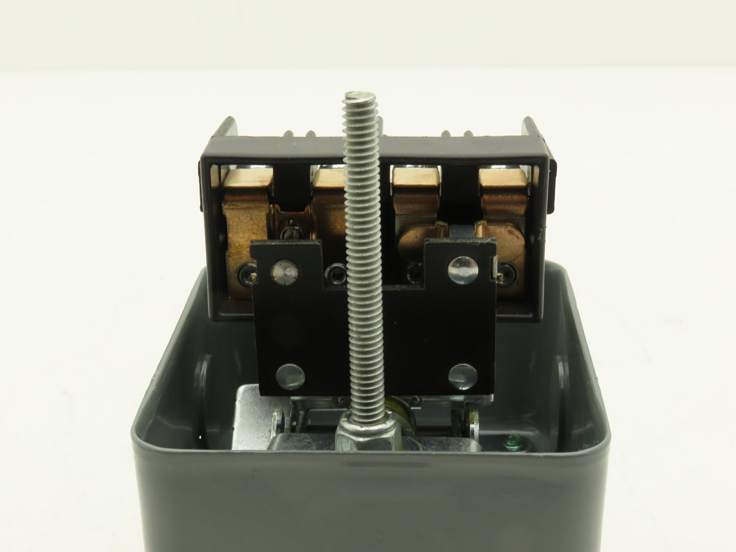 Telemecanique 9036GG2H Float Switch w/ Arm 5 HP 115-575 VAC 1 Or 3 Ph Series C