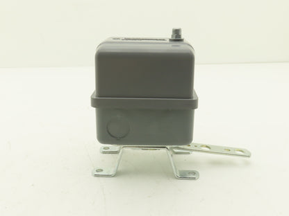 Telemecanique 9036GG2H Float Switch w/ Arm 5 HP 115-575 VAC 1 Or 3 Ph Series C