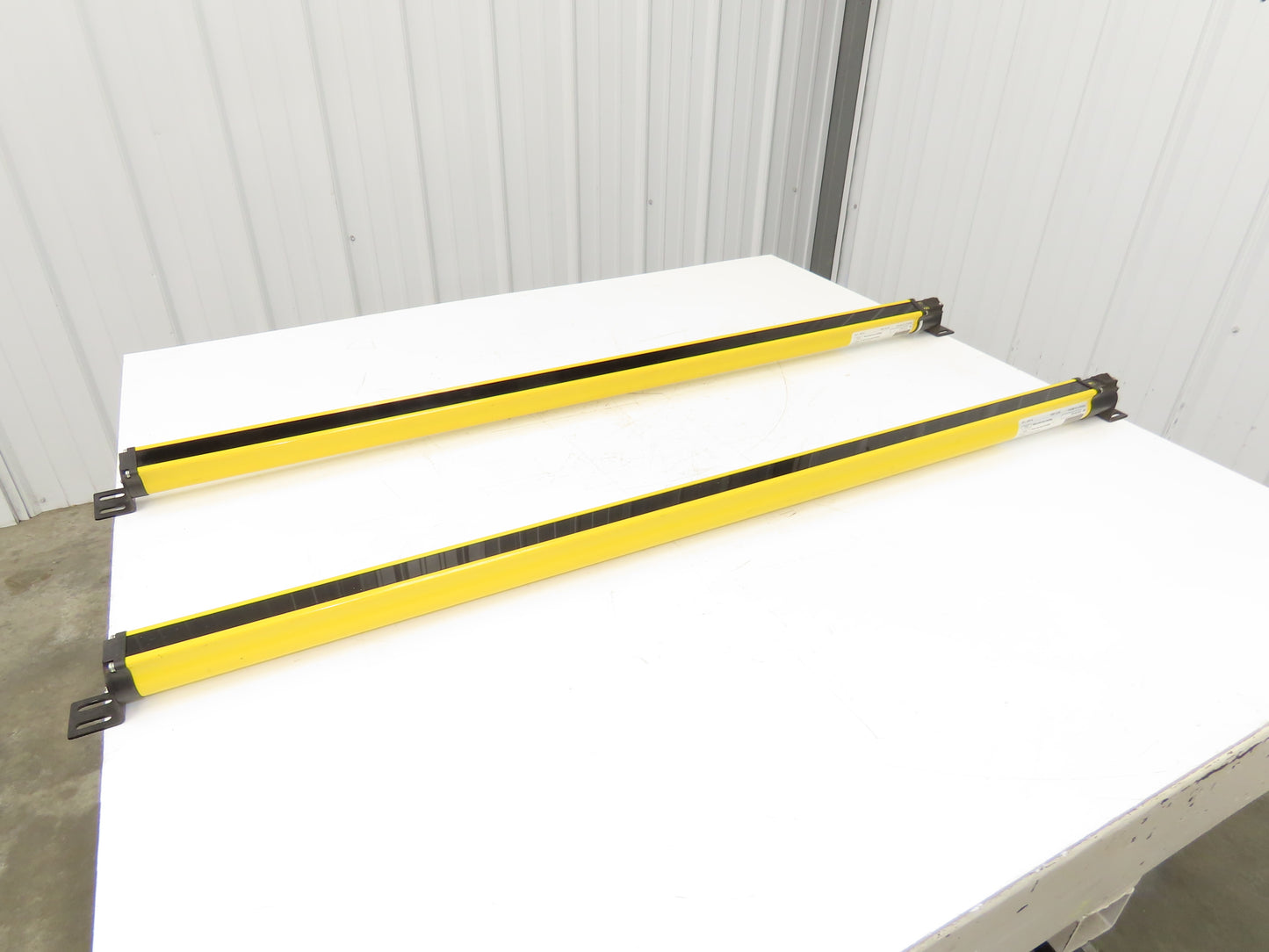 Allen Bradley GuardShield Safety Light Curtain Transmitter/Receiver Set 1120mm