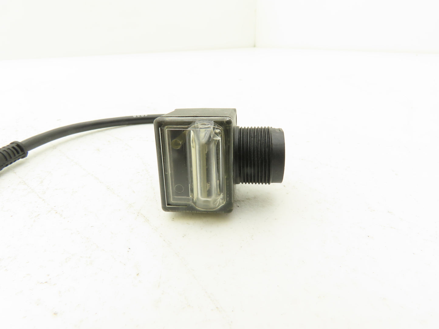 Allen Bradley 42EF-P2MPB-Y4 RightSight Photoelectric Sensor Photo Eye Ser D