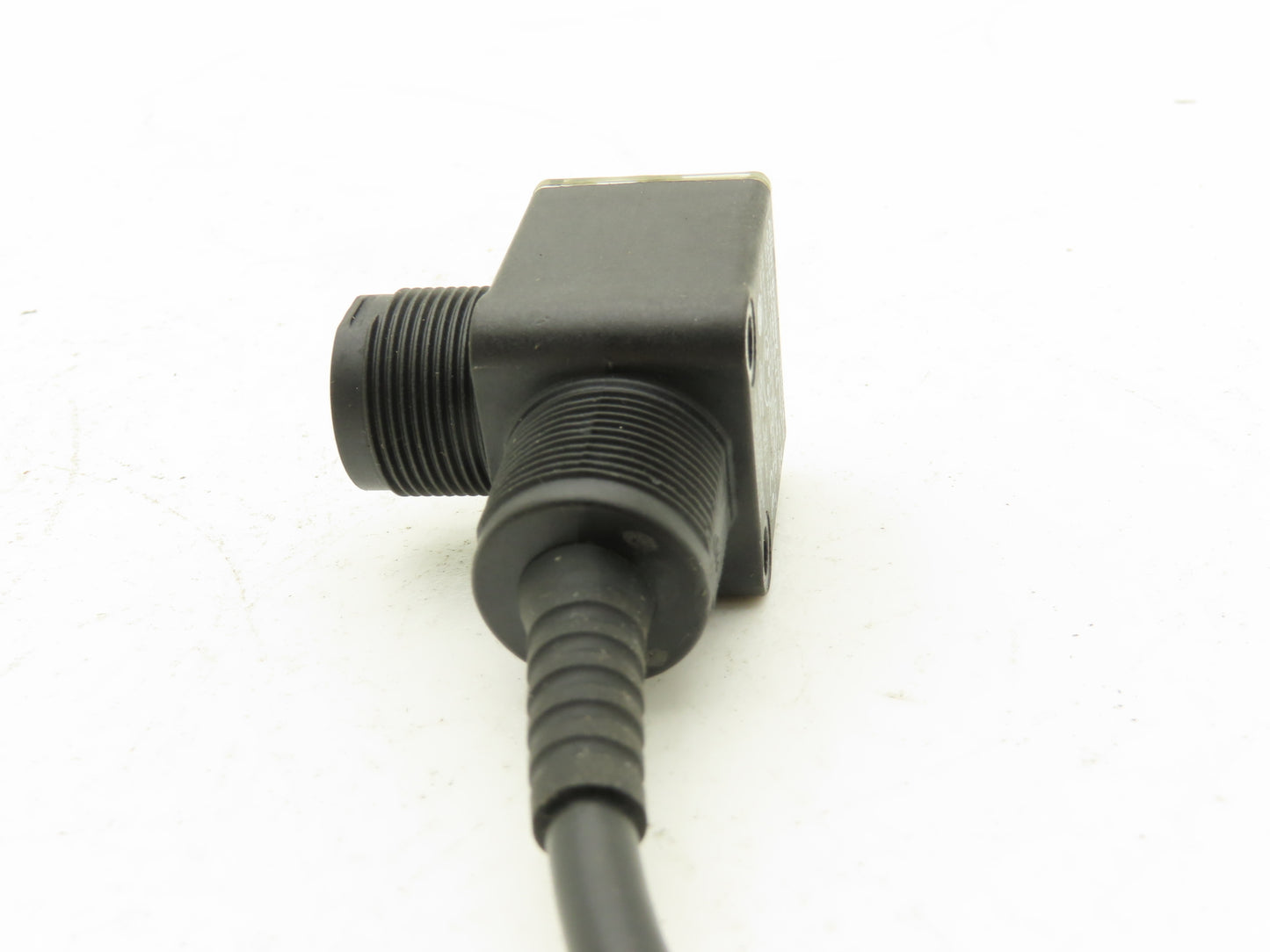 Allen Bradley 42EF-P2MPB-Y4 RightSight Photoelectric Sensor Photo Eye Ser D