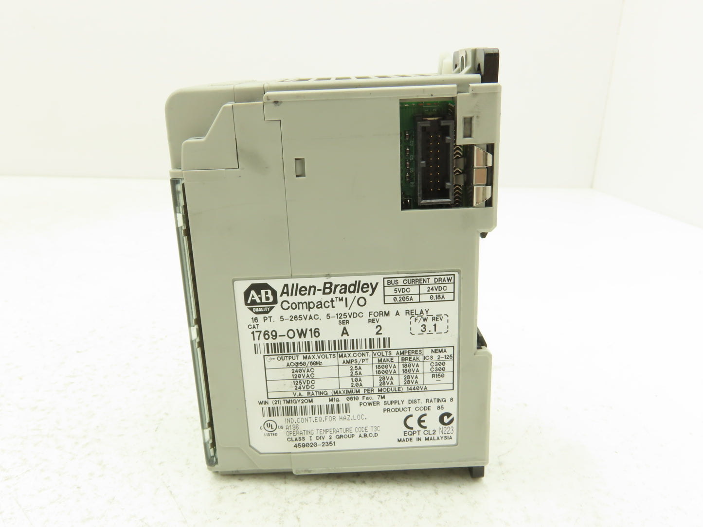 Allen Bradley 1769-OW16 Compact 16-Point Relay Output Module Series A Rev 2