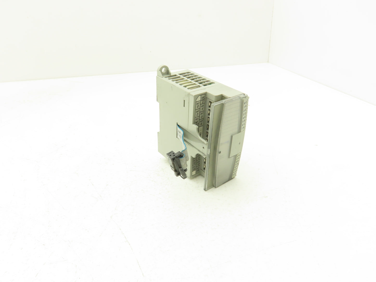Allen Bradley 1762-OW16 MicroLogix 1200 16 Pt. VAC/VDC Relay Output 24VDC  Ser A