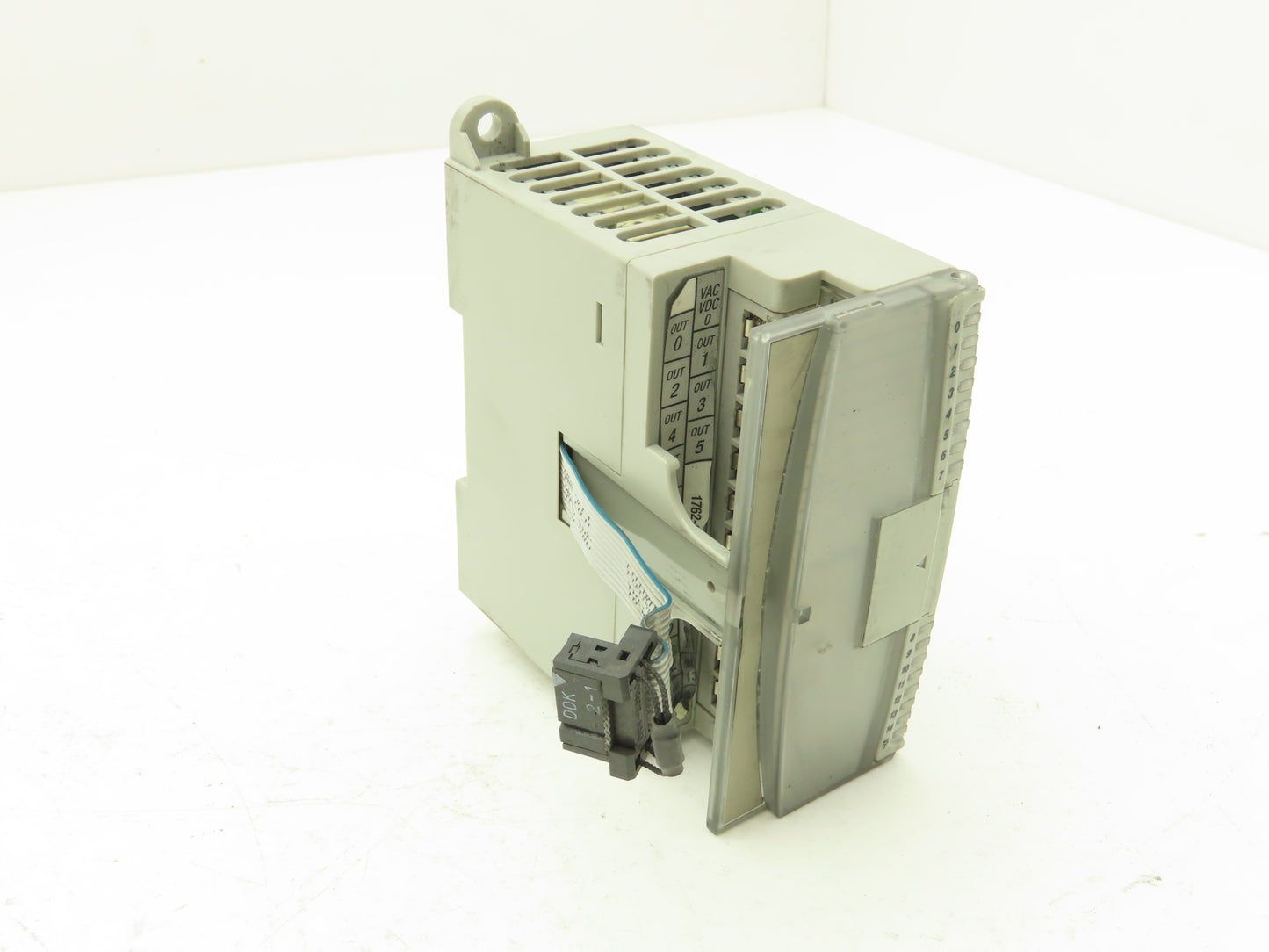 Allen Bradley 1762-OW16 MicroLogix 1200 16 Pt. VAC/VDC Relay Output 24VDC  Ser B