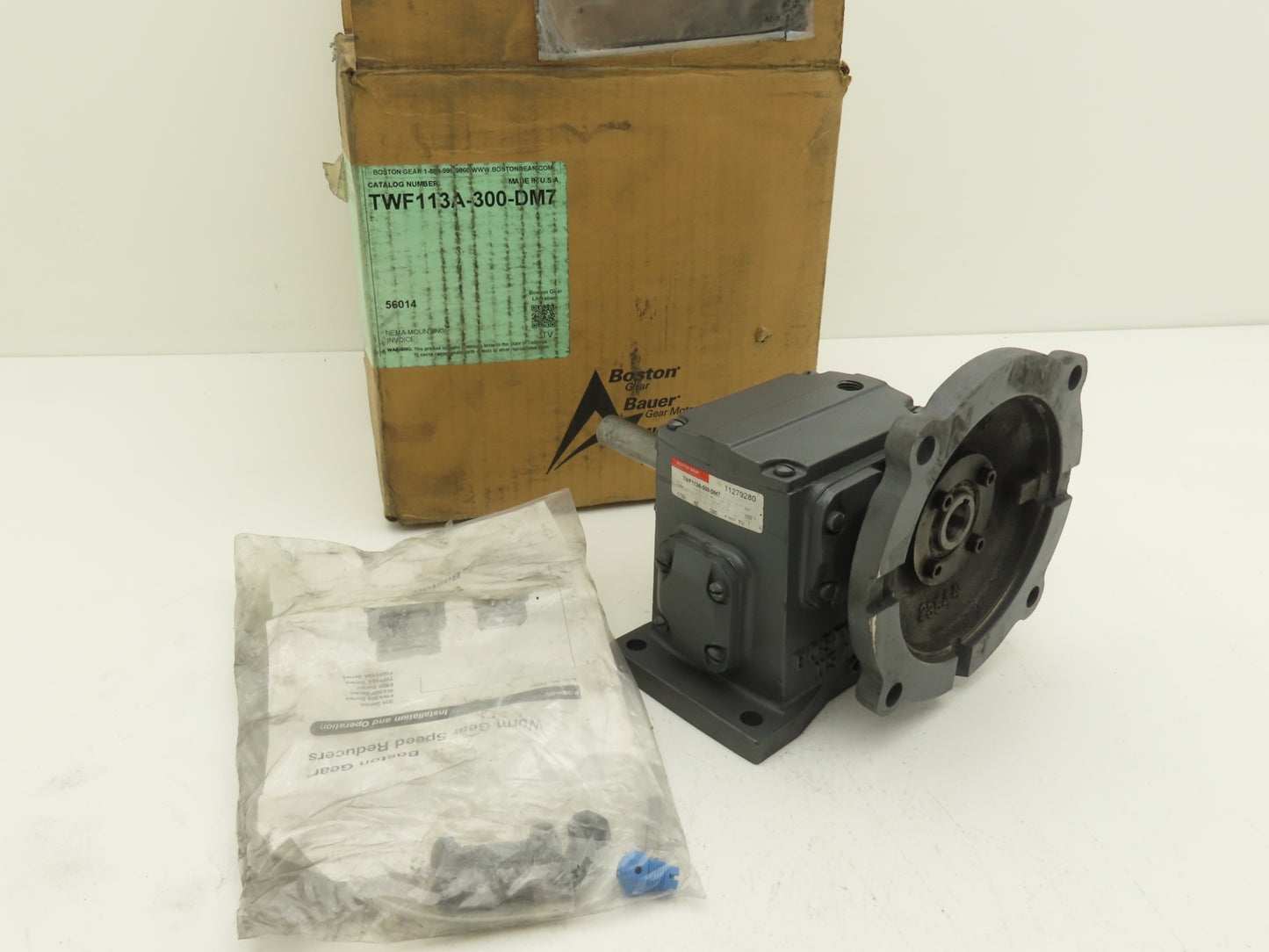 Boston Gear TWF113A-300-DM7 Parallel Shaft Gearbox 300:1 Double Reduction 56C