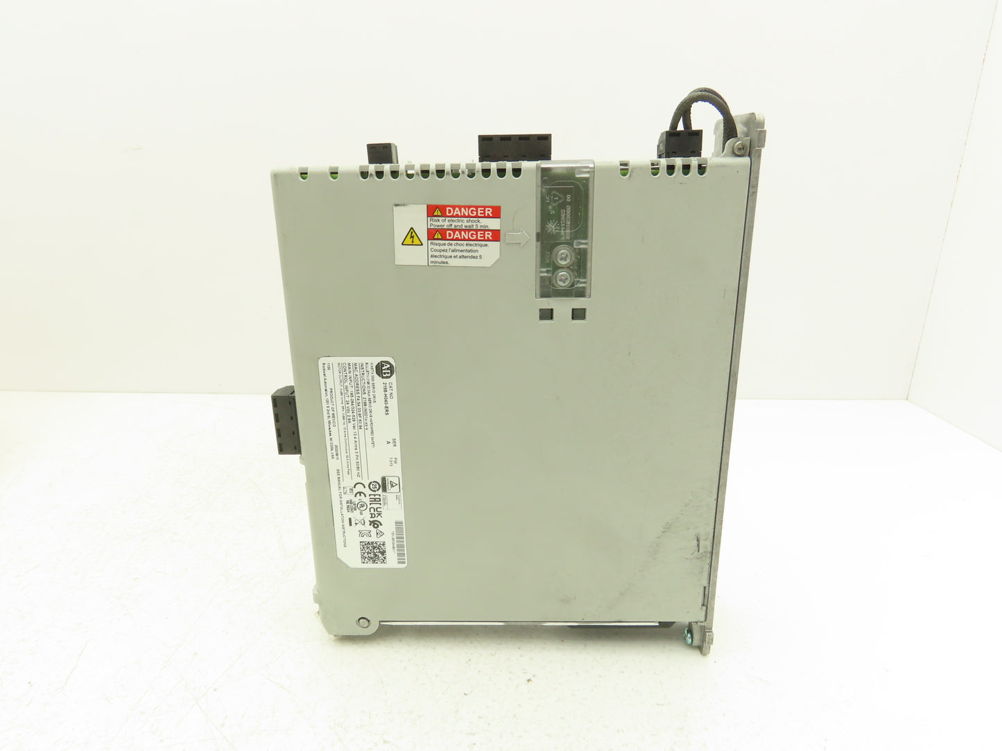 Allen Bradley 2198-H040-ERS Kinetix 5500 Servo Drive 4.0/8.3kW F/W 7.013