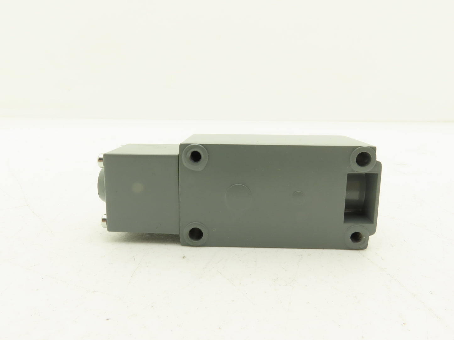 Allen Bradley 802T-C Oiltight Limit Switch Enclosure Push Rod Type Operator Head