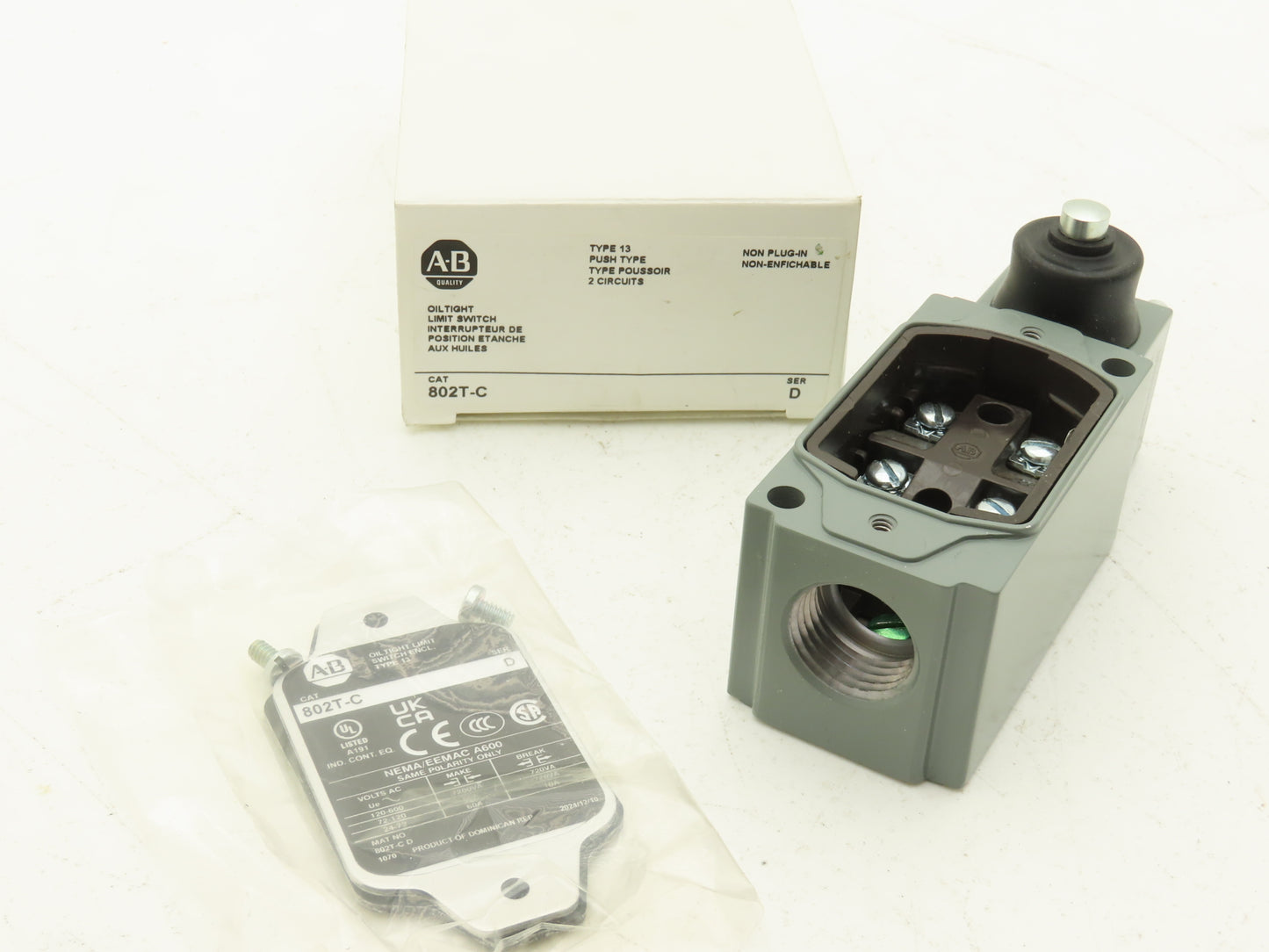 Allen Bradley 802T-C Oiltight Limit Switch Enclosure Push Rod Type Operator Head