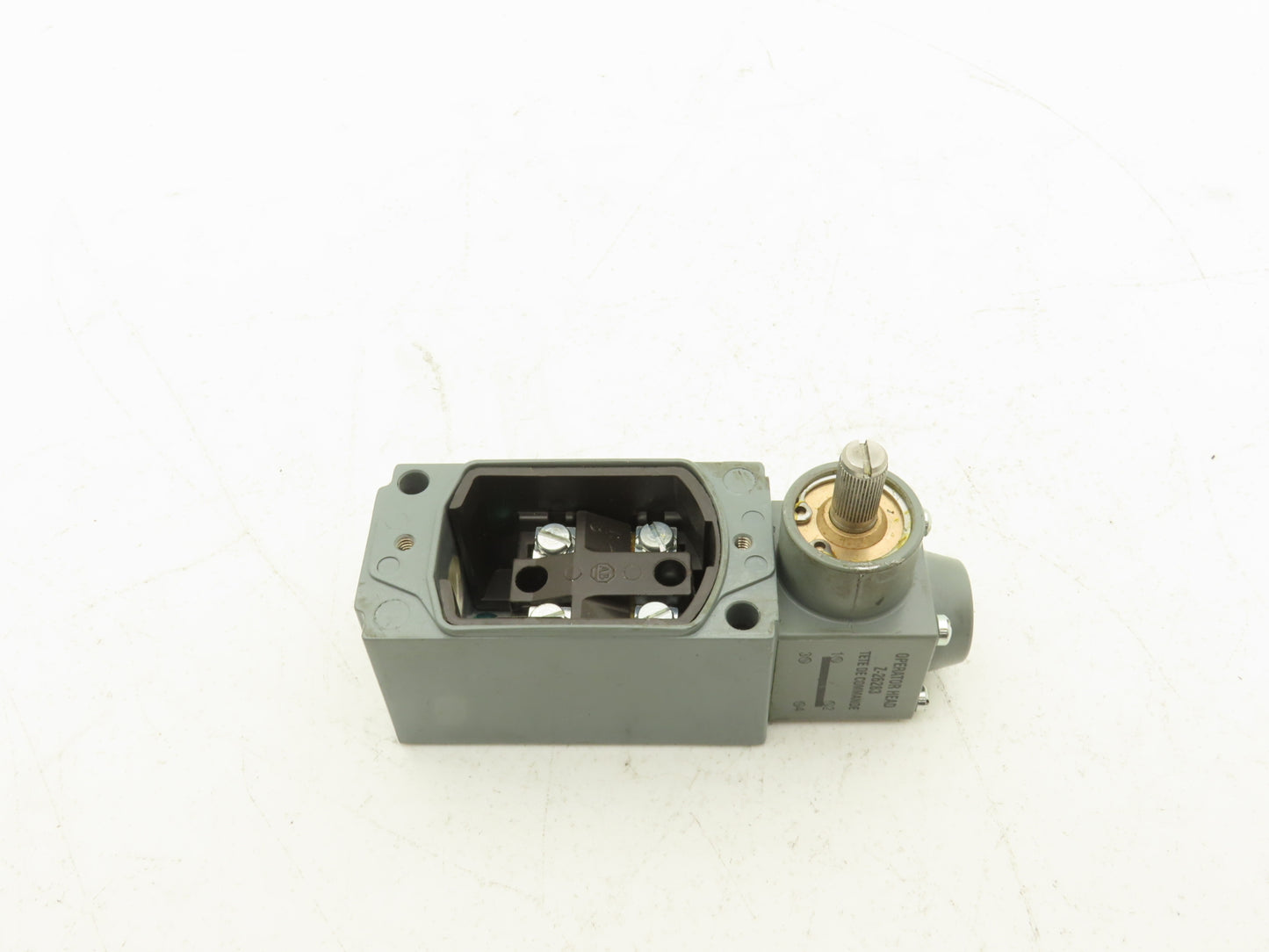 Allen Bradley 802T-AM Oiltight Limit Switch Enclosure Lever Type Operator Head