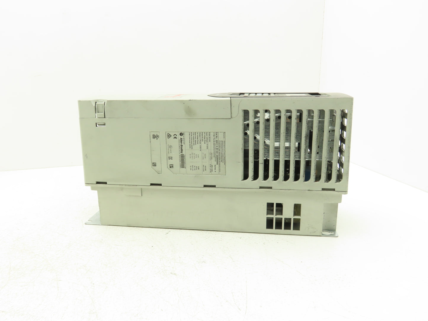 Allen Bradley 20G11ND022AA0NNNNN PowerFlex 755 AC Drive 480V 14A 15HP Series A