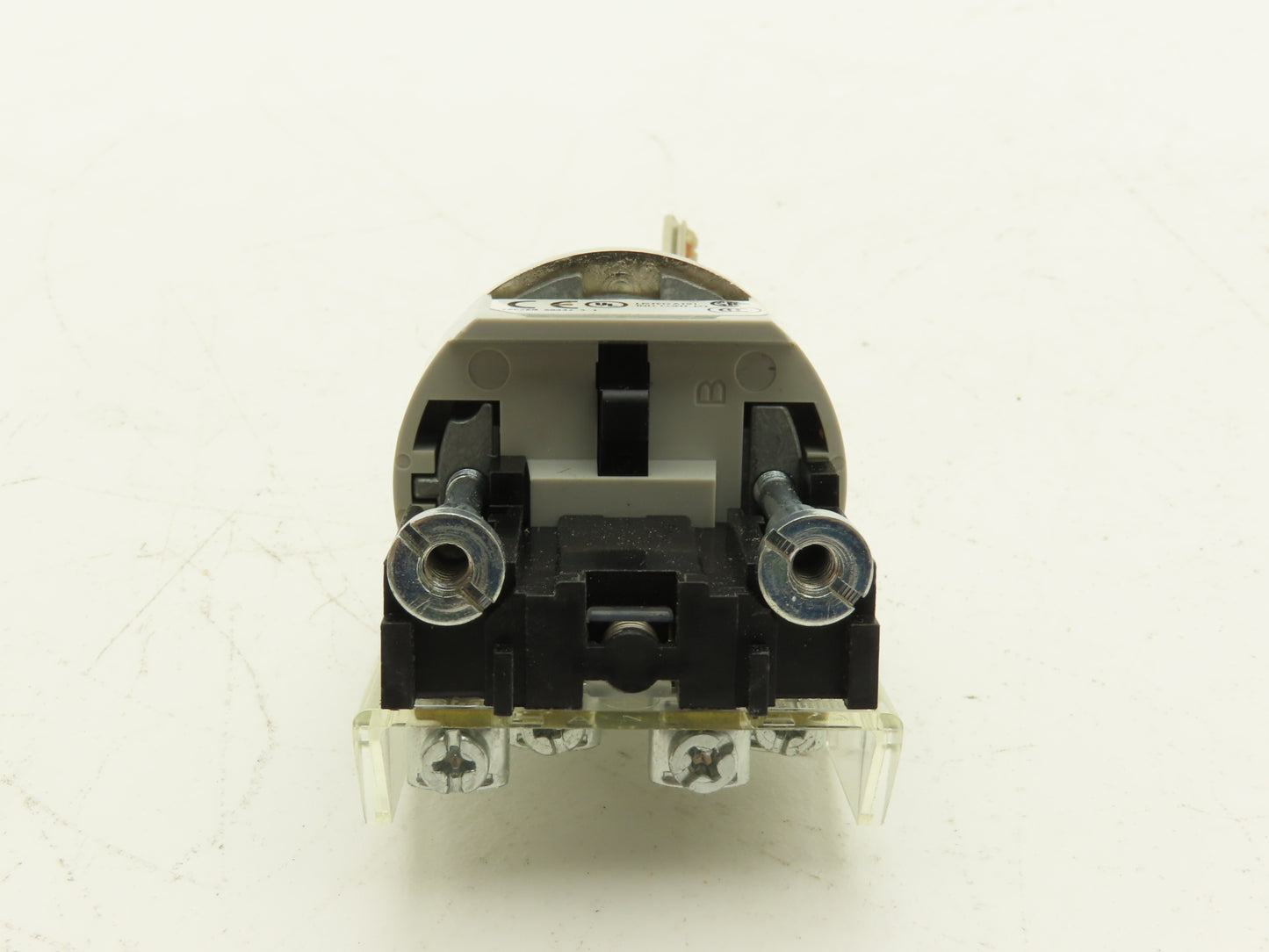 Allen Bradley 800T-H33B Cylinder Lock Selector Switch 2 Position Keyed Ser T