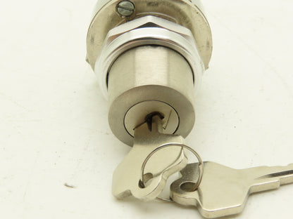 Allen Bradley 800T-H33B Cylinder Lock Selector Switch 2 Position Keyed Ser T