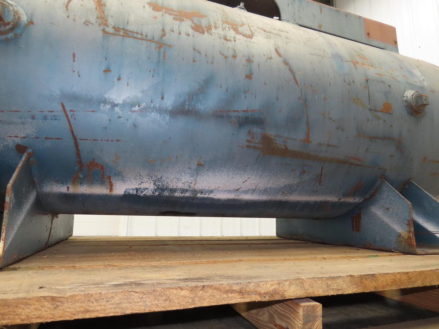 Manchester 3024 Compressed Air Receiver Tank 250 Gallon 200PSI 200°F Horizontal