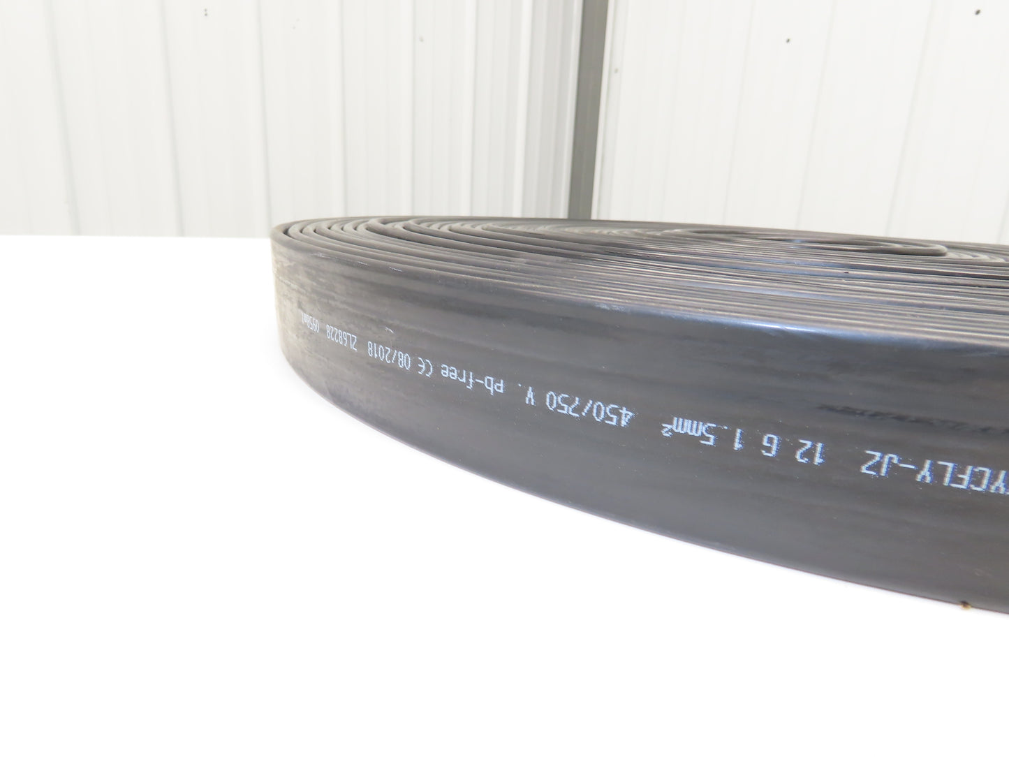 Helukabel 27093 Festoon Flat PVC Cable 12 Wire 16 AWG 450-750V 40 Meter 2"x 131'