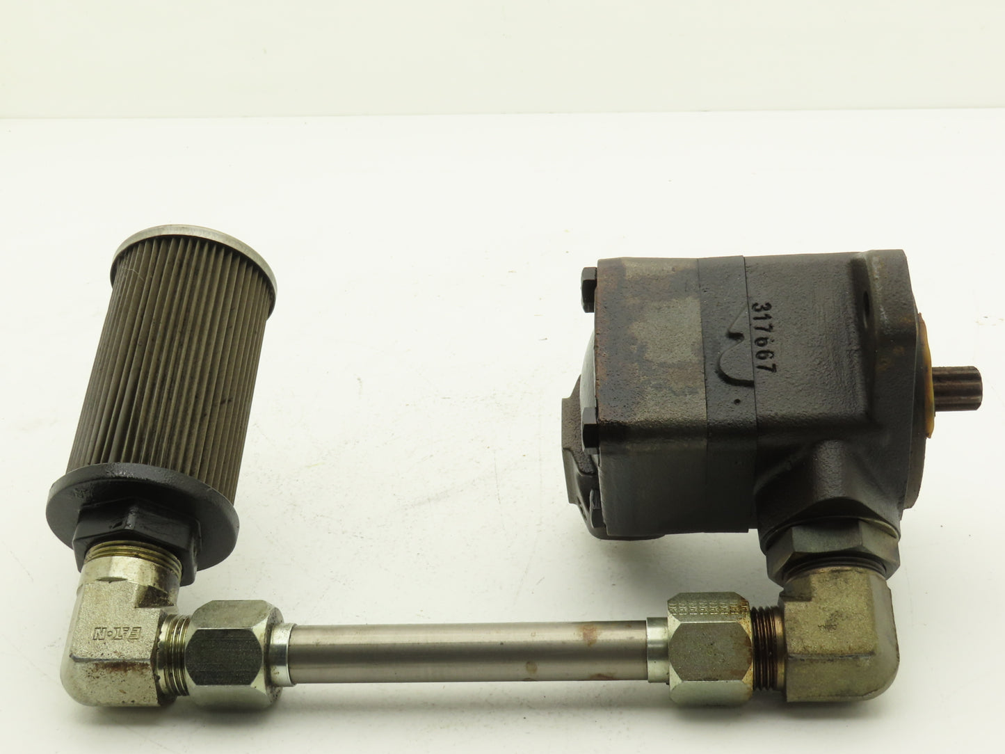 Eaton Vickers V10 1S2S 11D20 Hydraulic Vane Pump 2gpm 1000psi Spline Shaft