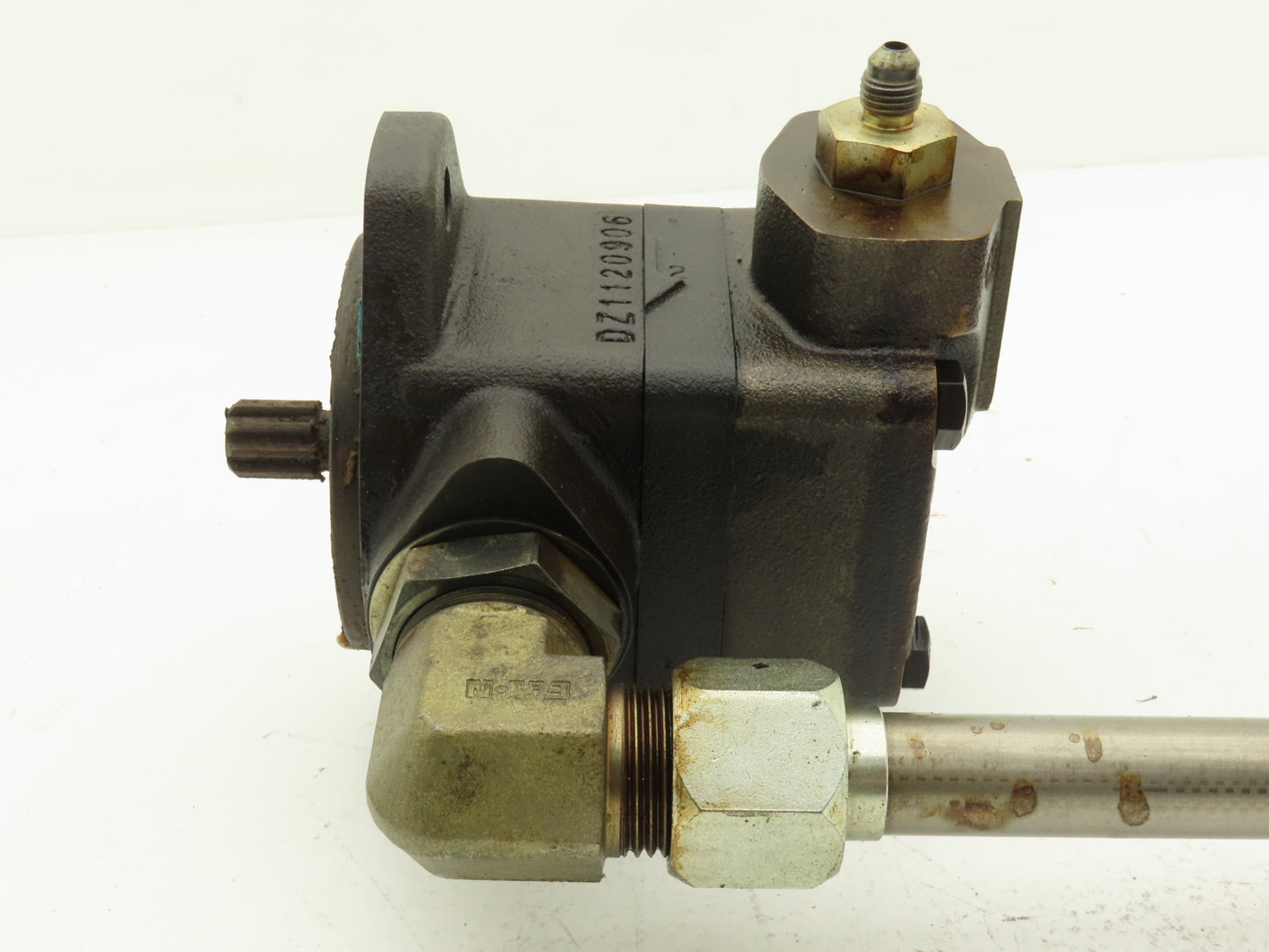 Eaton Vickers V10 1S2S 11D20 Hydraulic Vane Pump 2gpm 1000psi Spline Shaft