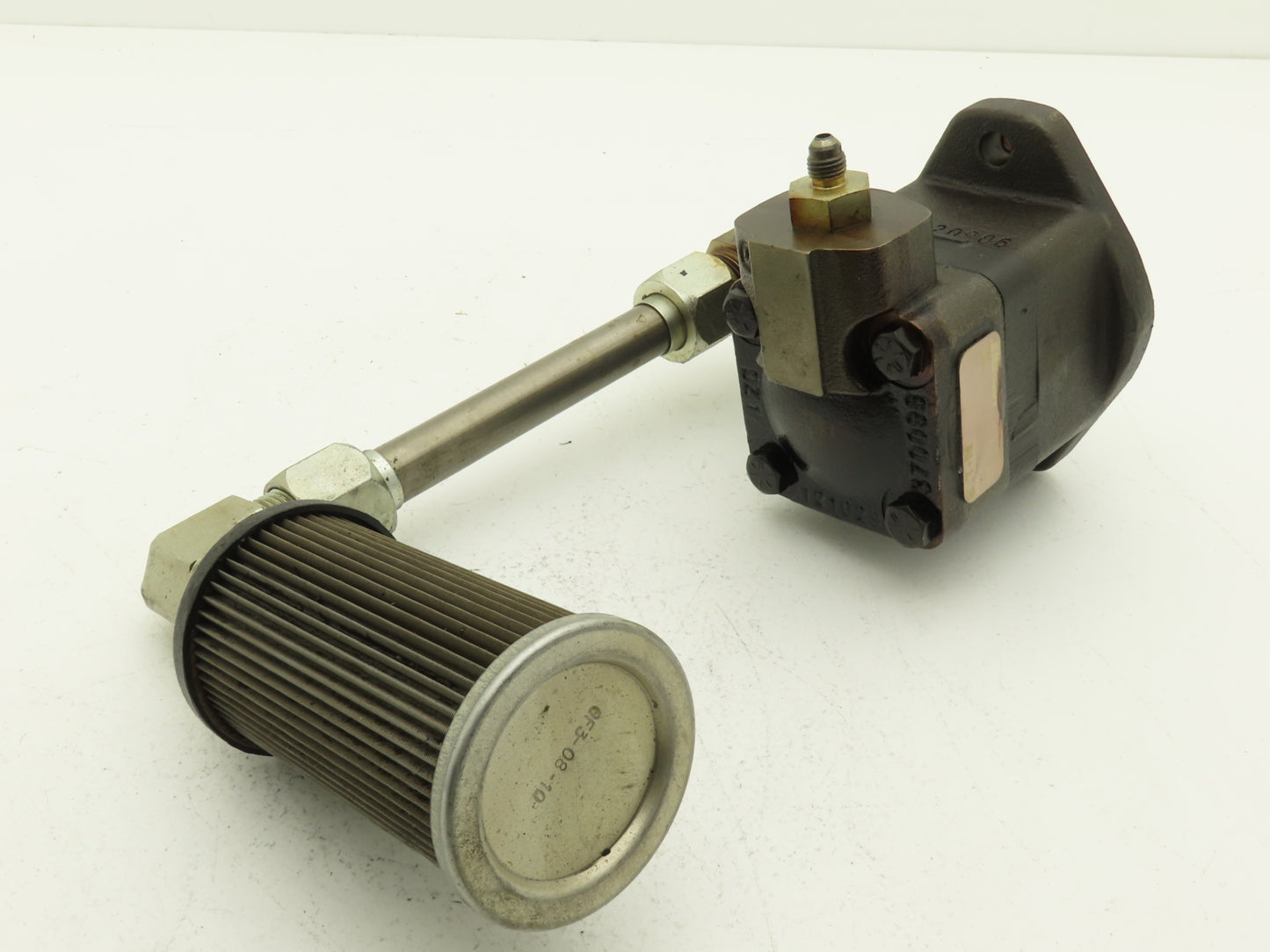 Eaton Vickers V10 1S2S 11D20 Hydraulic Vane Pump 2gpm 1000psi Spline Shaft