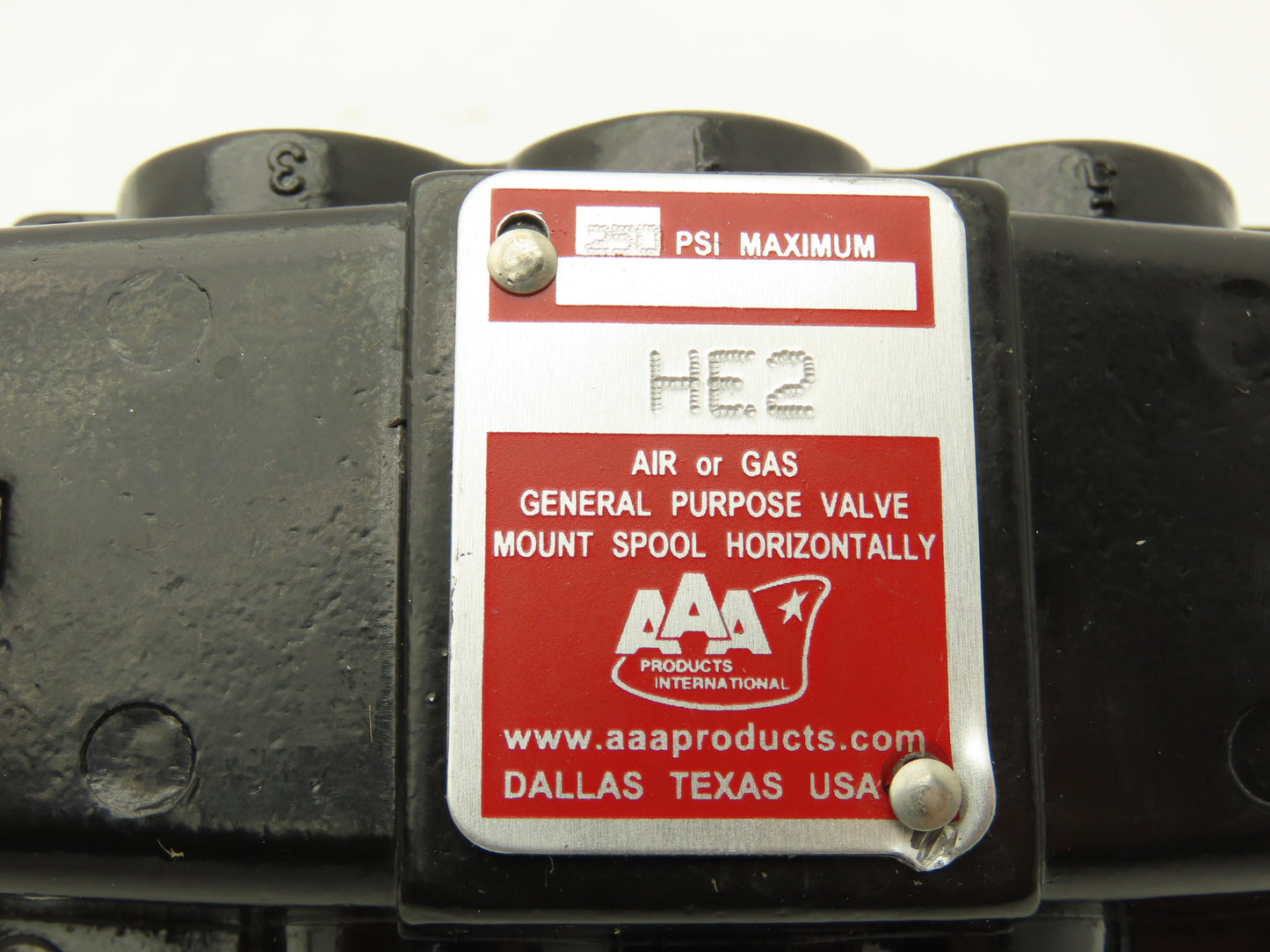 AAA Products HE2 Manual Valve 2 Position Manual Return 1/4"NPTF