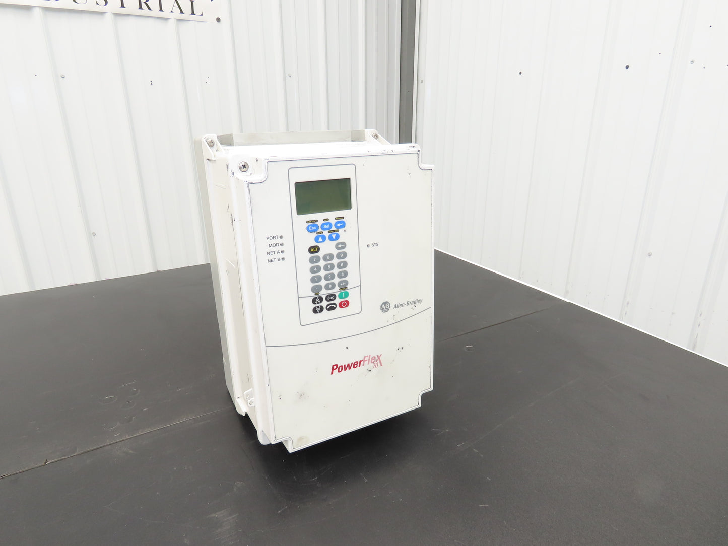 Allen Bradley 20AD040C3AYNANC0 PowerFlex 70 AC Drive 30Hp 480VAC 3Ph 40A Ser A