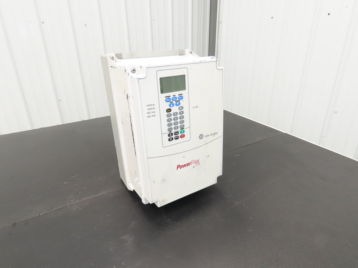 Allen Bradley 20AD040C3AYNANC0 PowerFlex 70 AC Drive 30Hp 480VAC 3Ph 40A Ser A