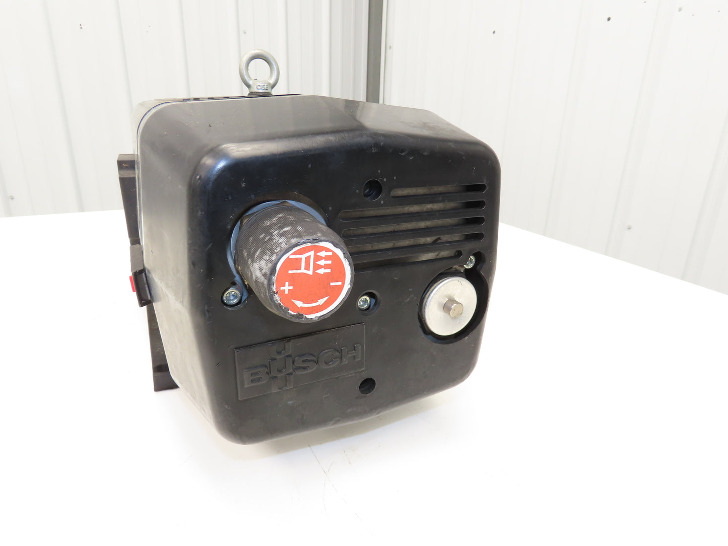 Busch SV 1040 C 00 Rotary Vane Vacuum Pump 120mbar 48m³/h 1.6Hp 200-277/480V 3PH