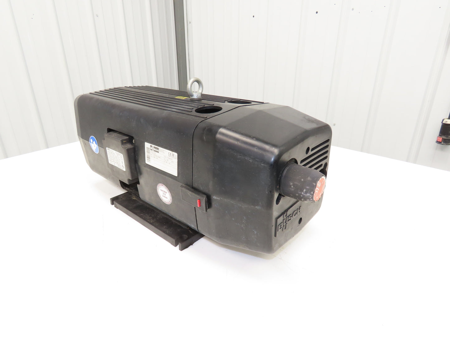 Busch SV 1040 C 00 Rotary Vane Vacuum Pump 120mbar 48m³/h 1.6Hp 200-277/480V 3PH